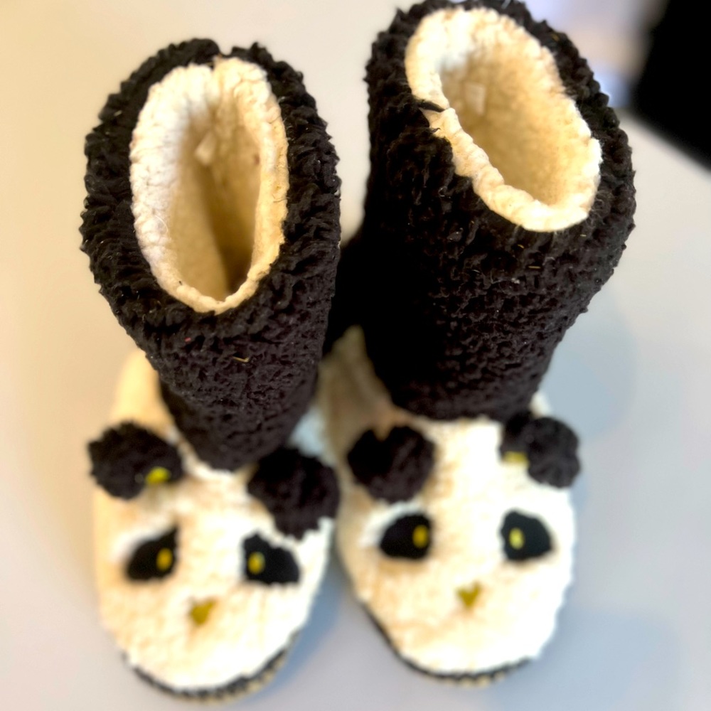 Old Navy Girls panda slippers